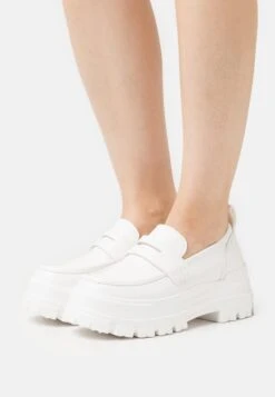 Buffalo Aspha Loafer - Mocasines - White