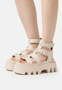 Buffalo Flora Fisher - Sandalias Con Plataforma - Cream