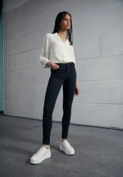 Buffalo Vegan Paired Butterflies - Zapatillas - White -Buffalo 5331834f0ac94d7f8cd0f2f6f8ee64b3