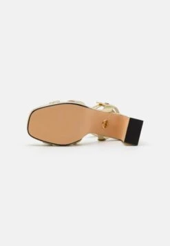 Buffalo Cherry Glam Vegan - Sandalias De Tacón - Gold 10 Buffalo Cherry Glam Vegan - Sandalias De Tacón - Gold -Buffalo 5da97fc8a9f54796a289de8fb0d03aa7