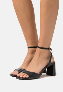 Buffalo Vegan April Neat - Sandalias - Pearl Black