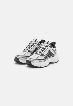 Buffalo Run Jog - Zapatillas - Silver/Black -Buffalo 93506294828b48f1ad0b13cf42b5b6d9