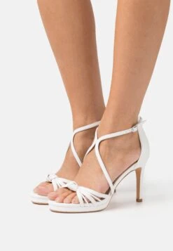 Buffalo Serena Bow Vegan - Sandalias De Tacón - White
