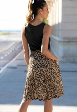 Buffalo Vestido Ligero - Schwarz Leo Bedruckt