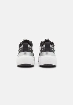 Buffalo Run Jog - Zapatillas - Silver/Black -Buffalo d1d7a9dd89e0460db4b34423529897dc