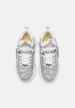 Buffalo Binary Glam- Zapatillas - White/Silver 11 Buffalo Binary Glam- Zapatillas - White/Silver -Buffalo d73ee88b631e4d5f85ec98a6216ff71b