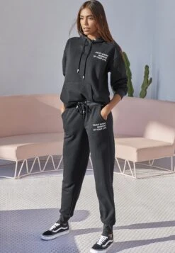 Buffalo -Buffalo de35aefd74954ca6995c16b5ae018772