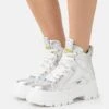 Buffalo Vegan Aspha Nc Mid - Botines Con Plataforma - Silver