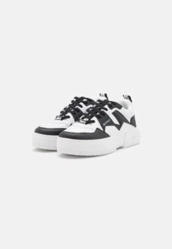 Buffalo Vegan Rse V2 Low - Zapatillas - Black/White -Buffalo f802f4cc2bf2481082f043445486df50
